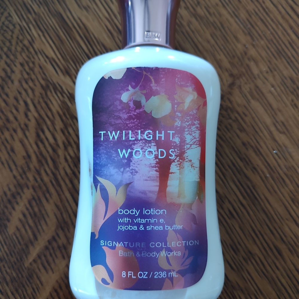 SOLD! Bath & Body Works Twilight Woods Body Lotion 8 OZ - RETIRED